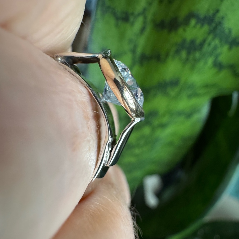E.DeHaven 2.05 CT Natural Diamond Solitaire Ring- CERT - Picture 4 of 12